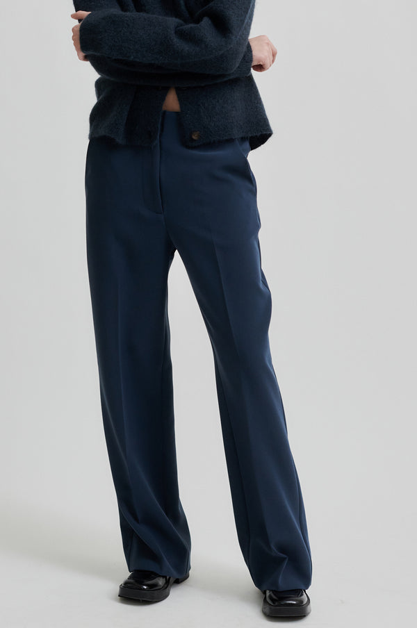 Evie Classic Trousers