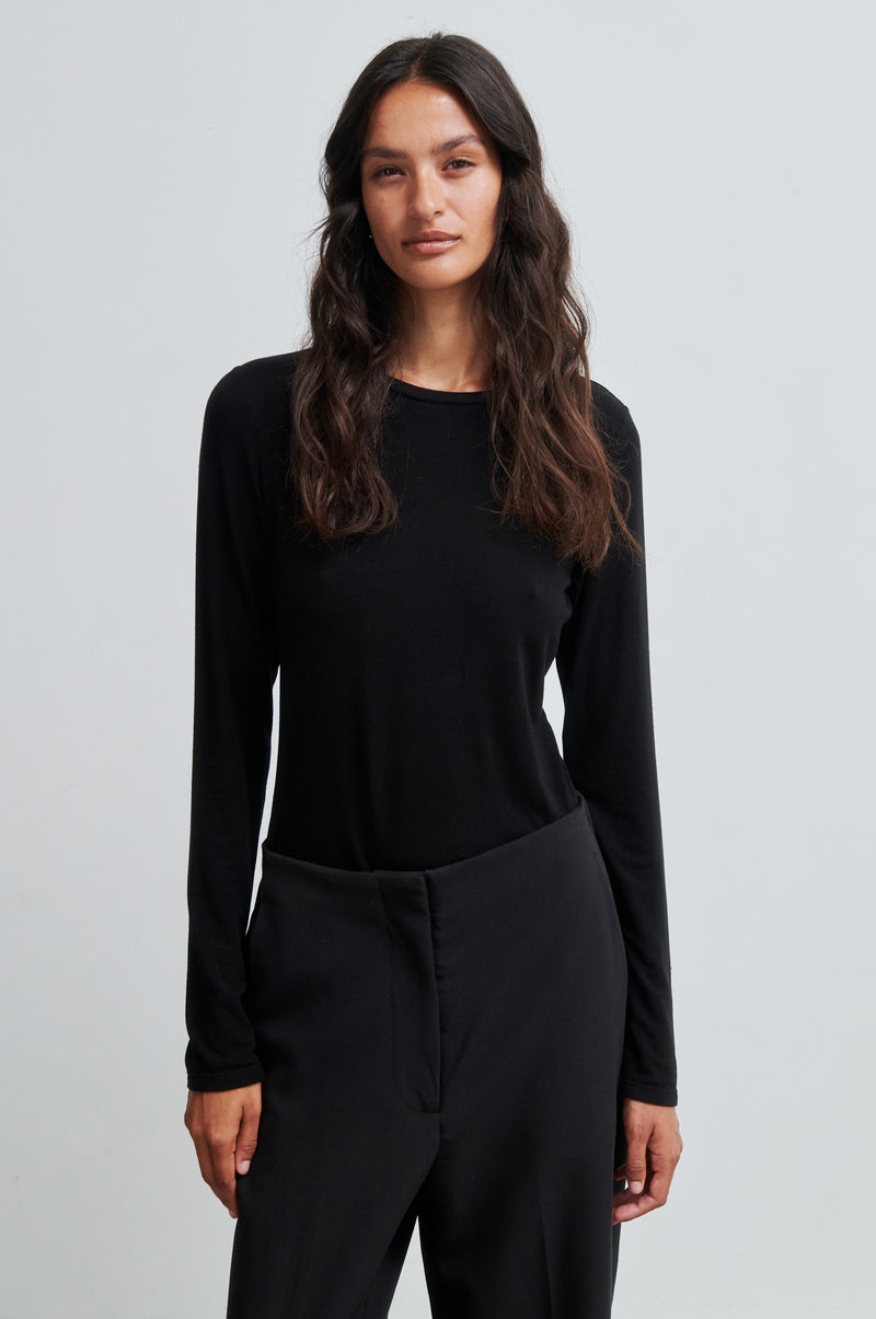 Matima O-Neck Tee – secondfemale.se