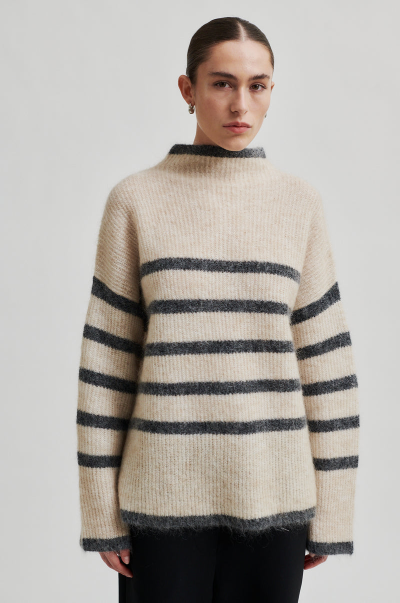 Ovalis Knit T-Neck