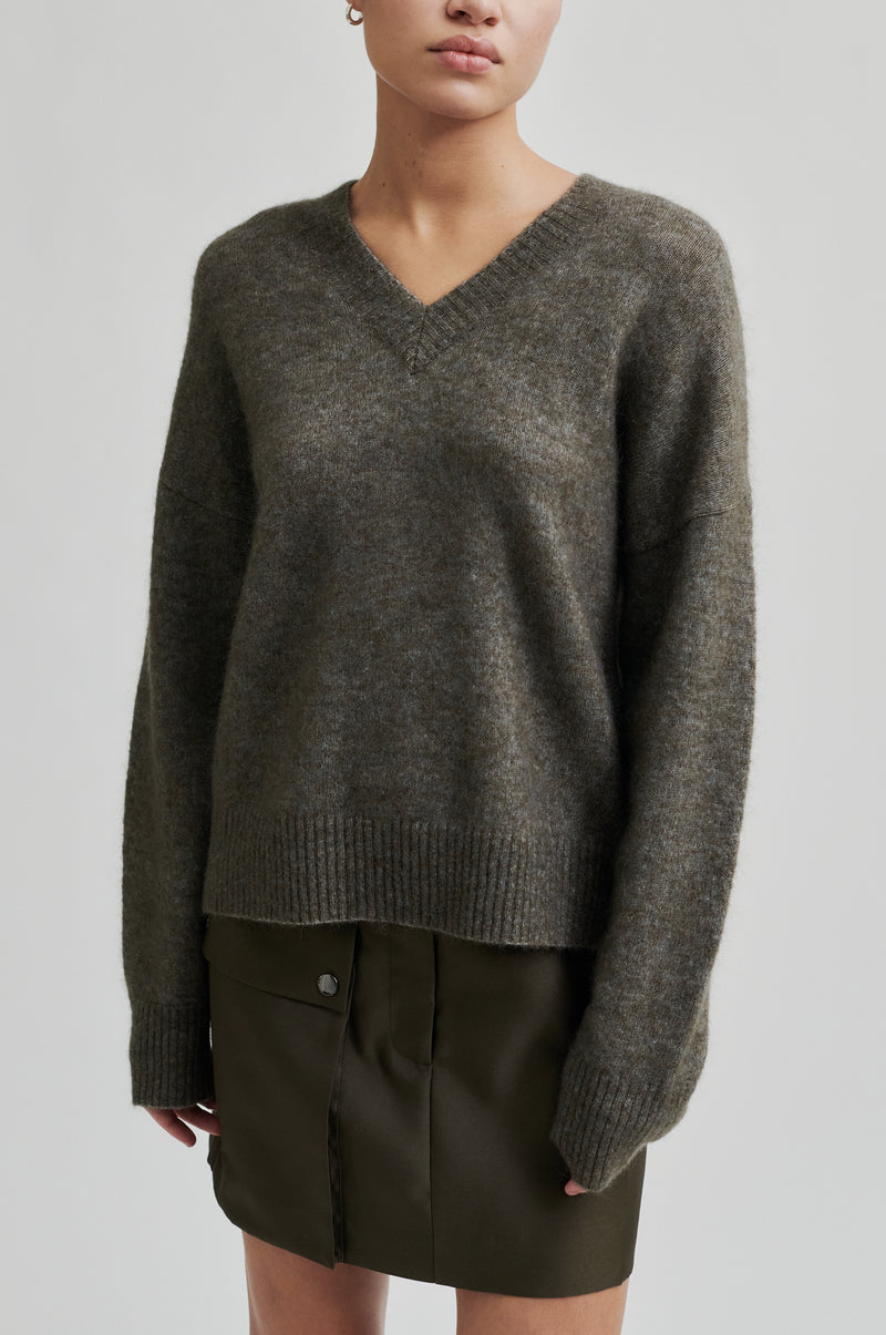 Brook Knit Loose V-Neck