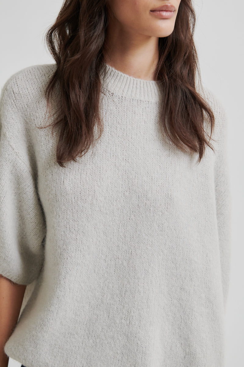 Wanda Knit O-Neck