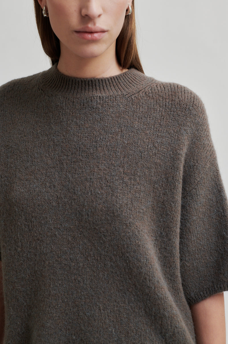 Wanda Knit O-Neck