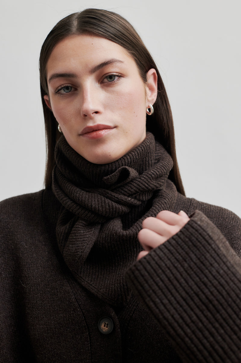 Winta Knit Scarf