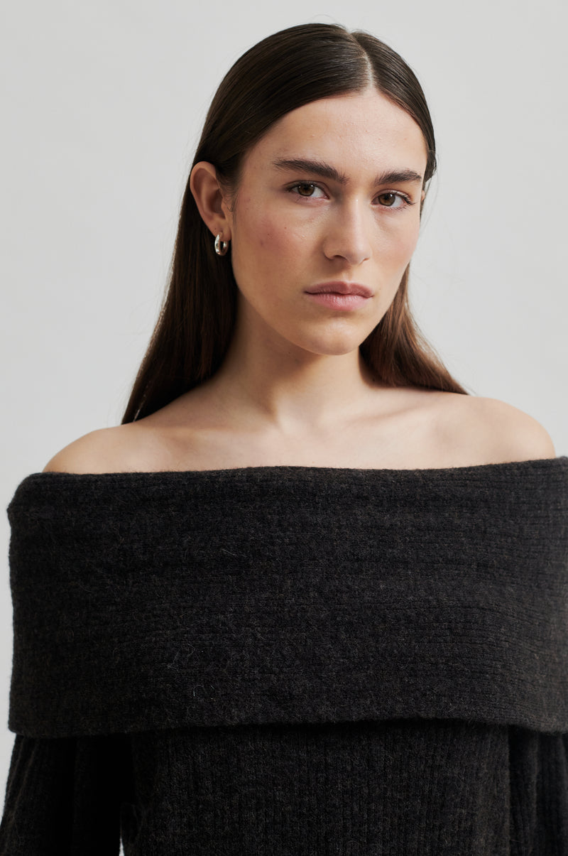 Yayo Knit Off Shoulder