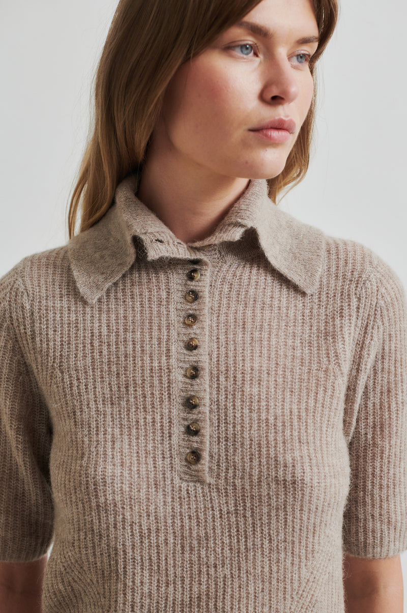 Leha Knit Collar