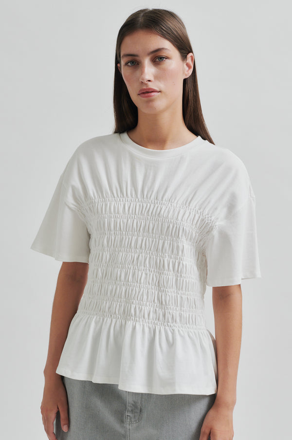 Magali Tee
