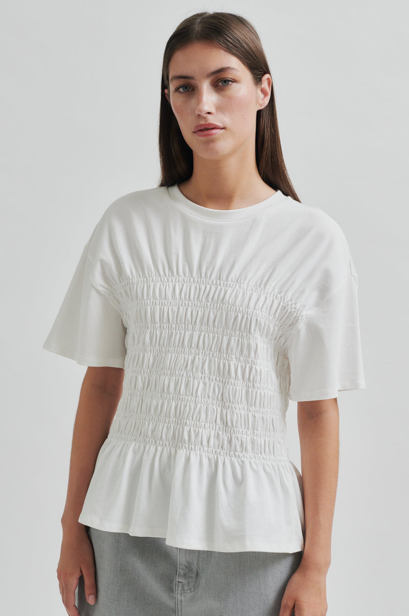 Magali Tee