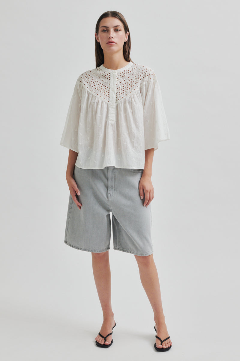 Esso Bermuda Shorts