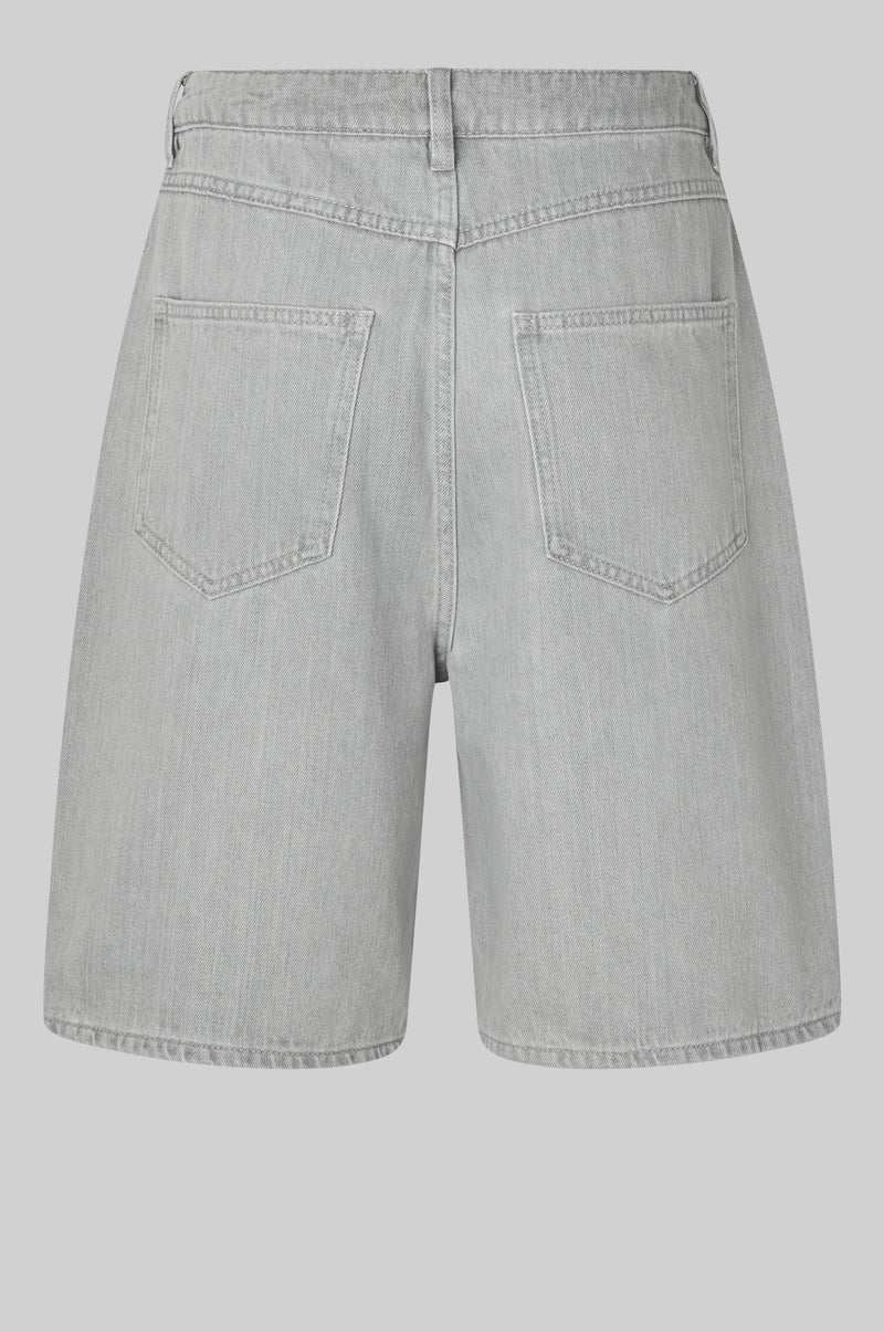 Esso Bermuda Shorts