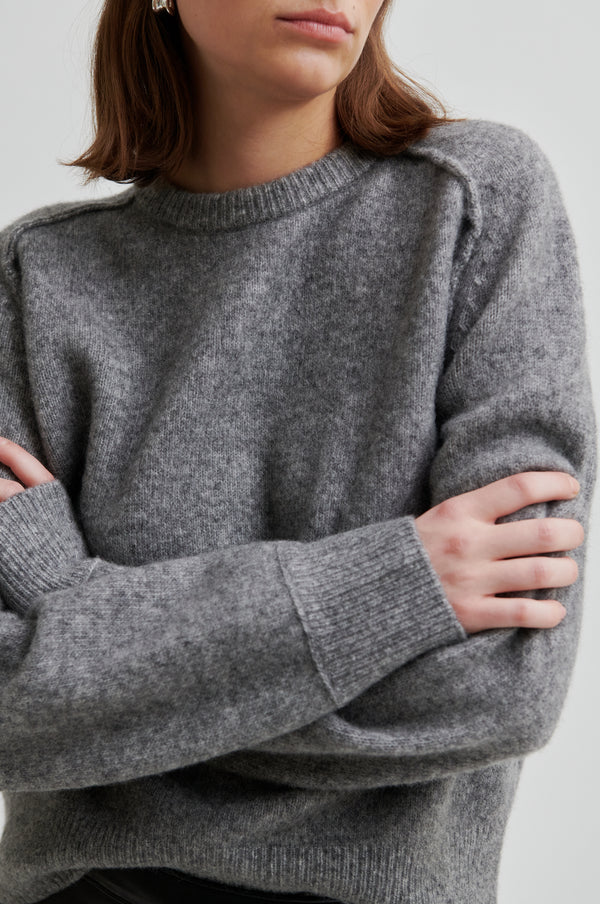 Banja Knit Raglan O-Neck