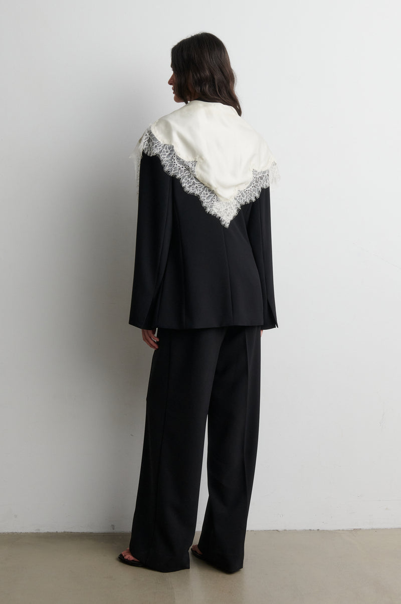 Lacia Contrast Hip Scarf