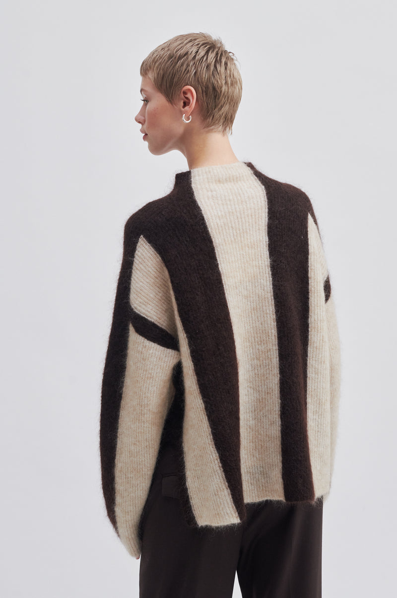Hertha Knit T-Neck