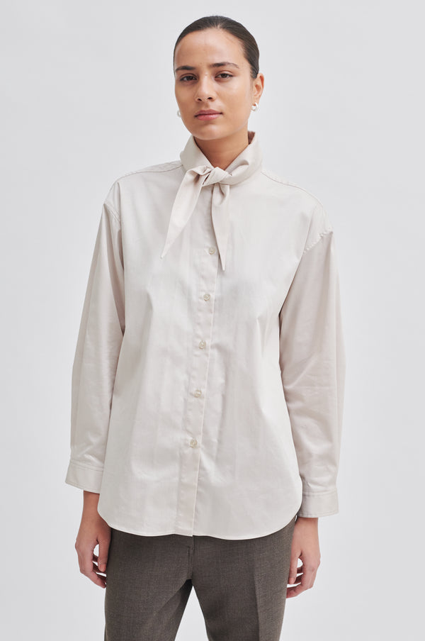 Milas Tie Shirt